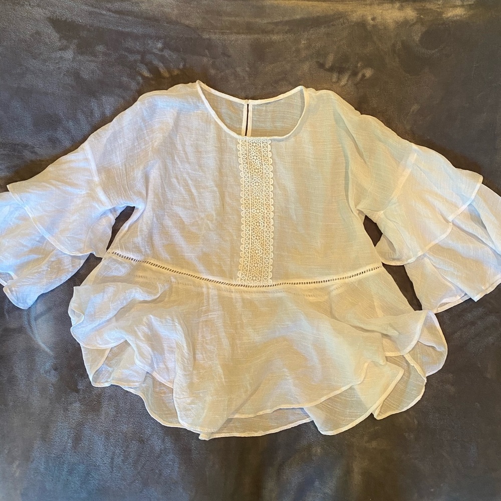 Lien white blouse